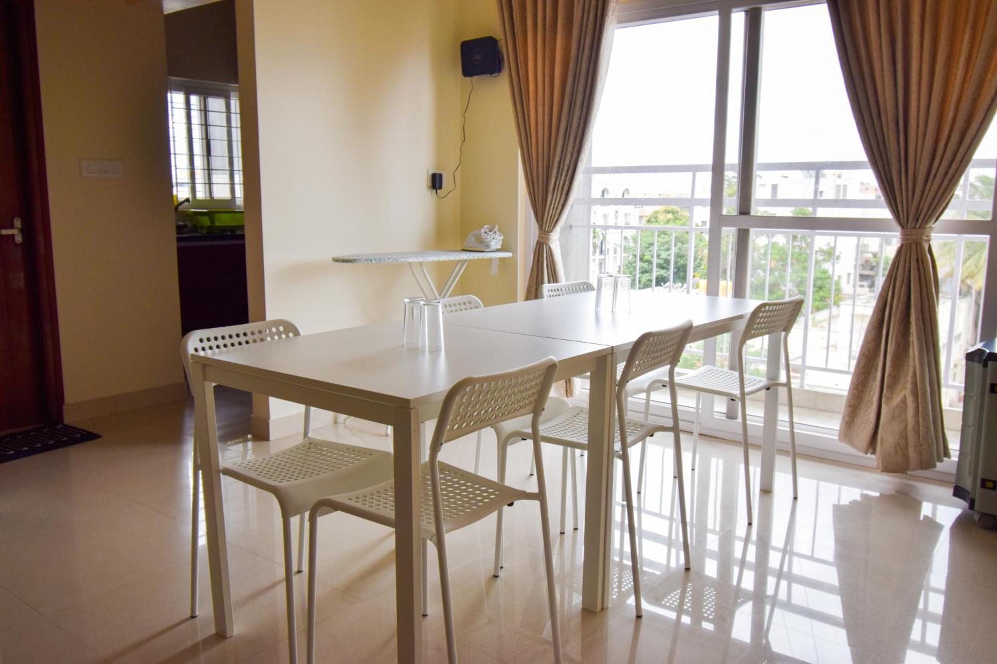 Staymazing-1,2 & 3 Bhk Ac Apartments In Hebbal-5Mins To Manyata-30Mins To Airport Bangalore Buitenkant foto